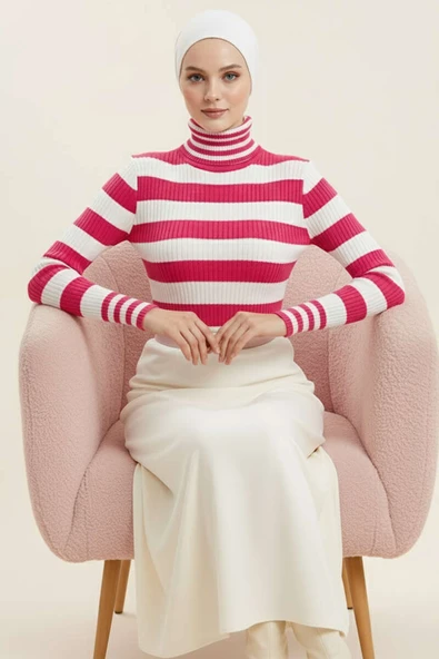 Çizgili Balıkçı Yaka Detaylı Triko Kazak Fusya ürün görseli 1