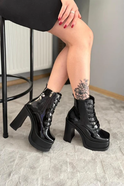 Kadın Simya Siyah Rugan Bağcıklı Detaylı 12 cm Platform Topuklu Fermuarlı Bot - 2