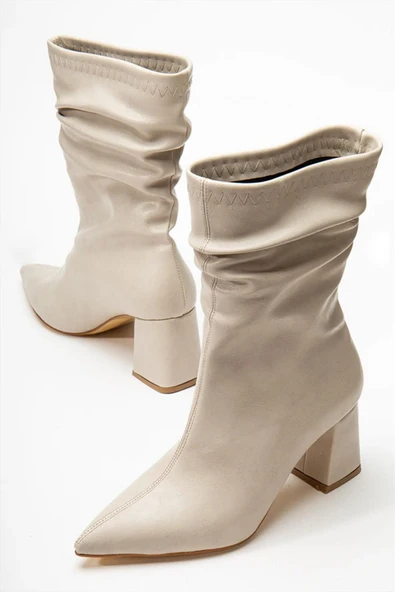 Kadın Nomire Bej Deri Büzgülü Sivri Burun Kalın Topuklu Bot - Resim 4