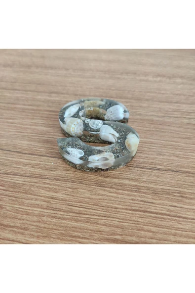 "S" HARFİ - Kıyı Esintisi Harf Anahtarlık (A–Z) – Gerçek Deniz Kabuğu, Kum ve Şeffaf Epoksi– El Yap - Resim 3