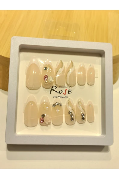 Monalisa Home Lüks Tasarım Taşlı Yapay Tırnak ürün görseli 1