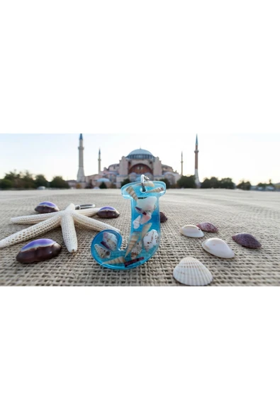 "J" HARFİ - Açık Mavi Deniz Epoksi Harf Anahtarlık – Gerçek Deniz Kabuğu, El Yapımı, Benzersiz - Resim 5