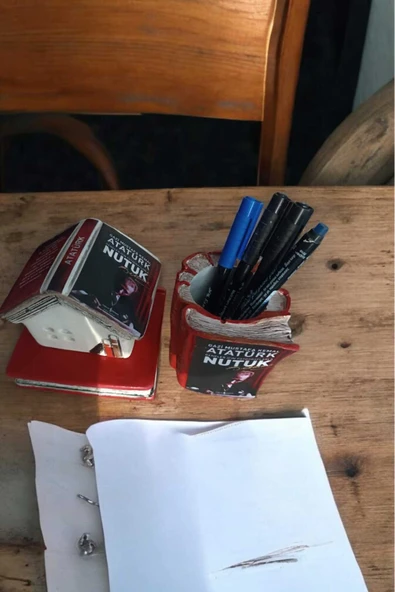 Gobo Atatürk'ün Nutuk Konseptli Hediyelik Set Kalemlik ve Tütsülük 2'li Set - Resim 3