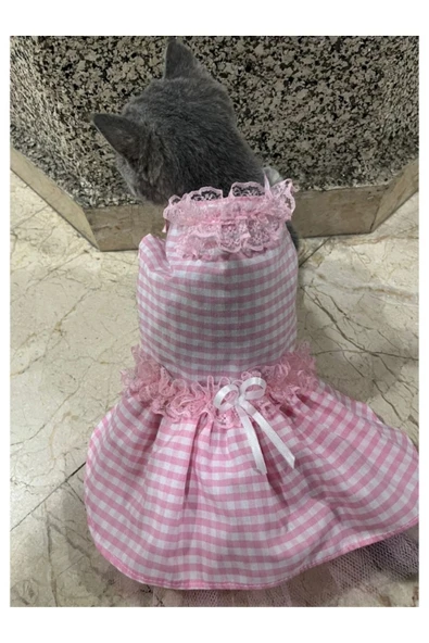 Gobo Pembe Beyaz Kareli Kurdeleli Kedi Köpek Kıyafeti Elbisesi ürün görseli