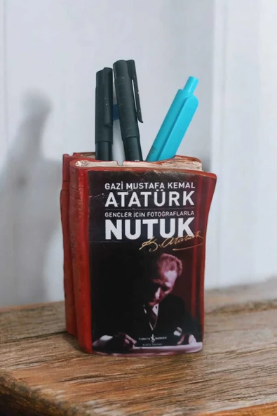 Gobo Atatürk'ün Nutuk Kitabı Şeklinde Kalemlik 10 x 8 cm ürün görseli 1