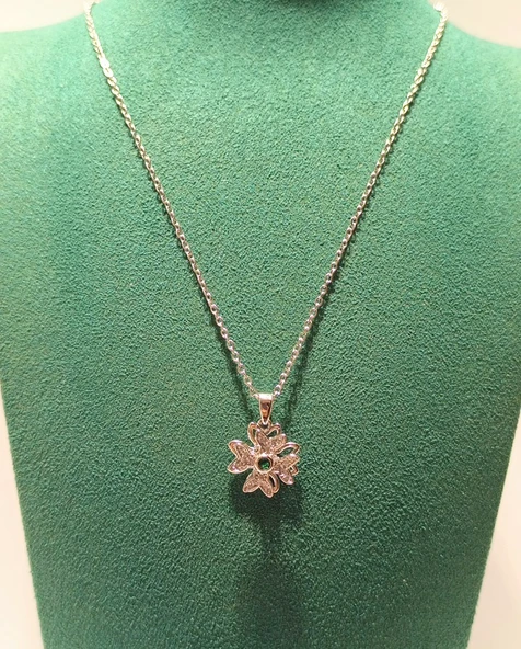 Monalisa Home Gold Renk Lüks Figürlü Gösterişli Kolye ürün görseli 1