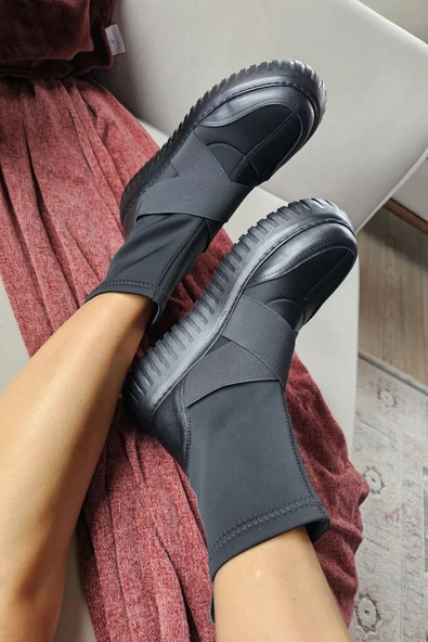 OPS 022 24633 Topukla Kadın Hakiki Deri Kalın Tabanlı Bot - Resim 3