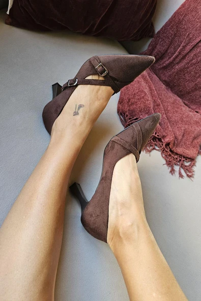 10 1102 Topukla Kadın Toka Detaylı 7cm Kadeh Topuk Stiletto - Resim 5