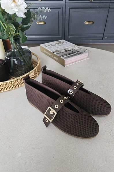 OPS 075 01 Topukla Kadın Deri Toka Detaylı Babet - Resim 8