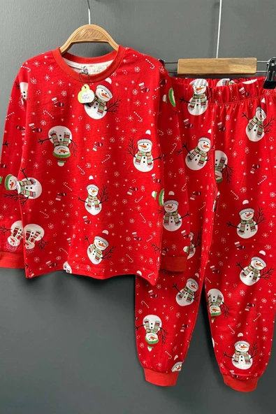 Erkek Çocuk Üzeri Kardan Adam ve Noel Baskılı Kırmızı Pijama Takımı ürün görseli
