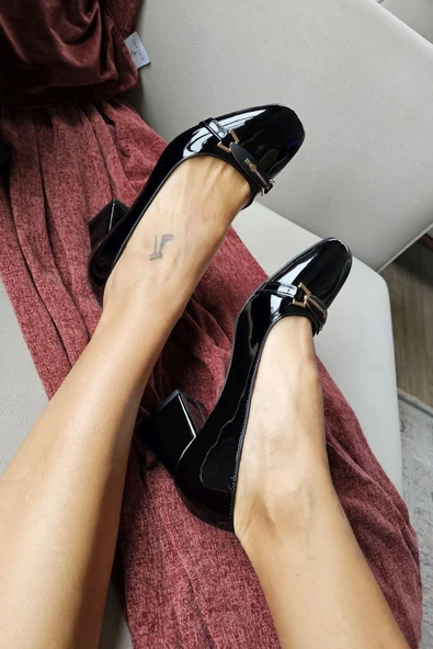 10 755 Topukla Kadın Kalın Topuklu Toka Detaylı Ayakkabı - Resim 7