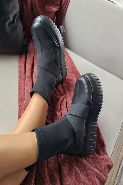 OPS 022 24633 Topukla Kadın Hakiki Deri Kalın Tabanlı Bot ürün görseli