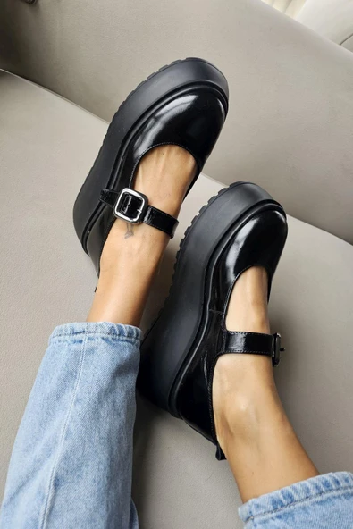 OPS 075 6303 Topukla Kadın Hakiki Deri Kalın Tabanlı Ayakkabı ürün görseli