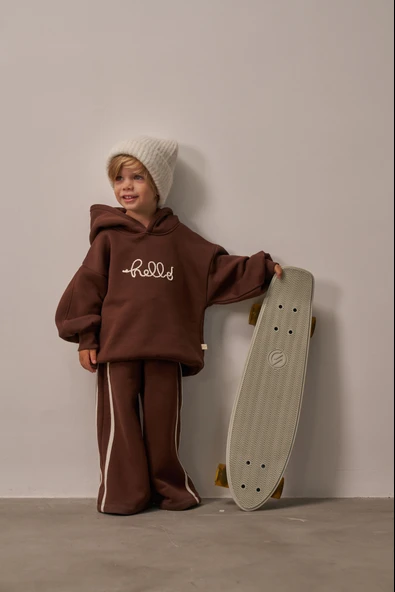 Kahverengi Hello Nakışlı Alt Üst Takım ürün görseli