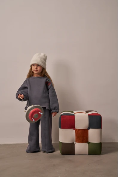 Gri Omuz Nakışlı Asimetrik Detaylı Alt Üst Takım ürün görseli