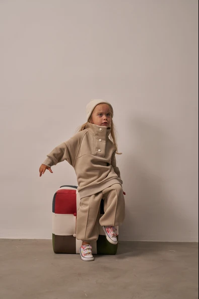 Bej Dik Yaka Eşofman Takım - Resim 6