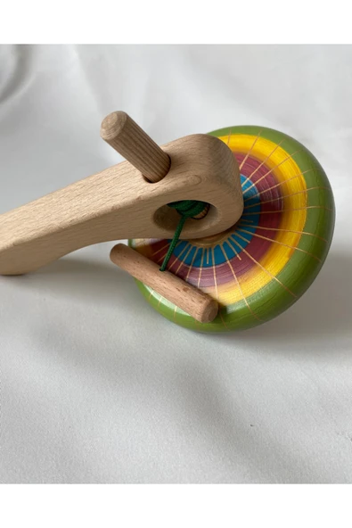 Ahşap Çek Fırlat Topaç Renkli Desenli Ipli Topaç Doğal Ahşap Oyuncak - 5
