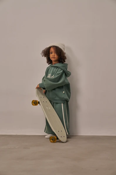 Nefti Hello Nakışlı Alt Üst Takım ürün görseli