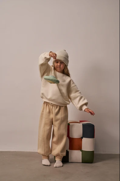 Bej Dikiş Detaylı Eşofman Takım - Resim 4