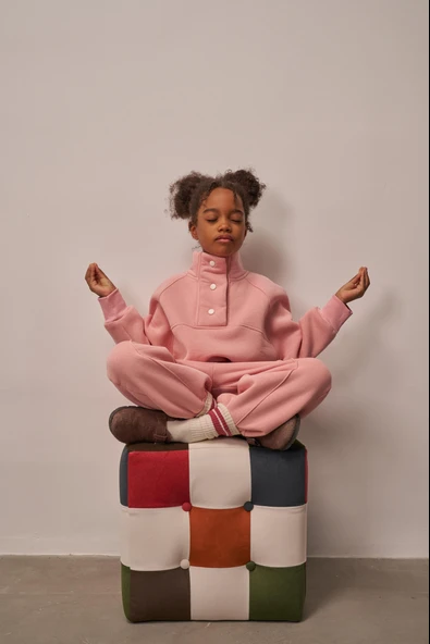 Pembe Dik Yaka Eşofman Takım ürün görseli