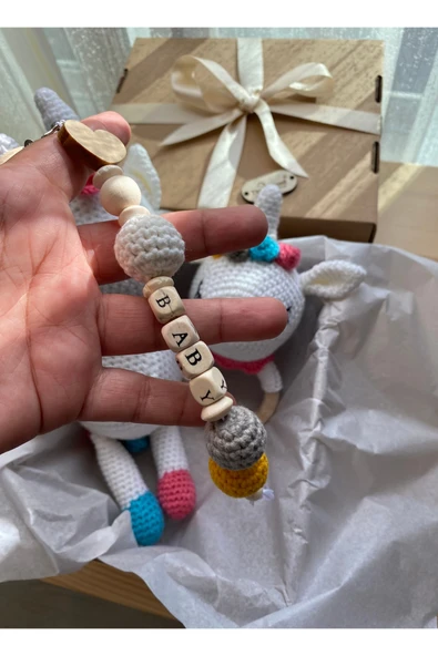 Yenidoğan Unicorn Bebek Hediye Seti – İsme Özel Emzik Zincirli - Resim 3
