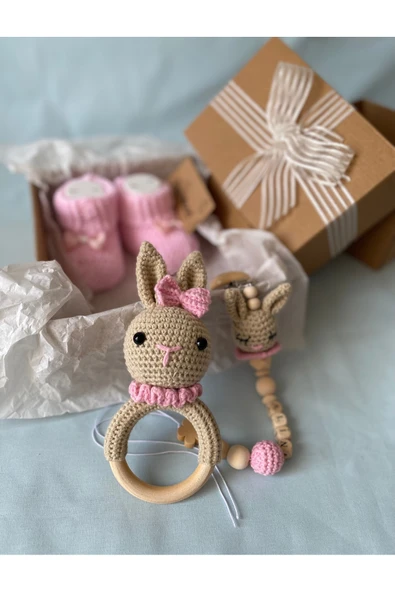 Organik Yeni Doğan Bebek İsimli Emzik Askısı Hediye Seti, Yenidoğan Hoşgeldin Bebek Hediye Kutusu