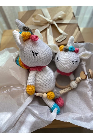 Yenidoğan Unicorn Bebek Hediye Seti – İsme Özel Emzik Zincirli - Resim 2