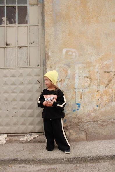 Siyah Retro Baskılı Çocuk Alt Üst Takım ürün görseli