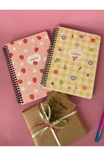 Süresiz Günlük Ajanda | Çilek ve Çiçek Desenli Spiral Planlayıcı Defter - 7