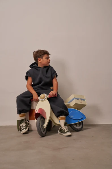 Koyu Gri Nakışlı Cepli Hoodie Takım ürün görseli