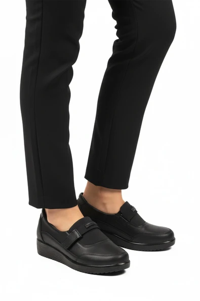 Ayakmod Siyah Cırtlı Anatomik Hafif Esnek Kadın Casual Ayakkabı 293127 Z