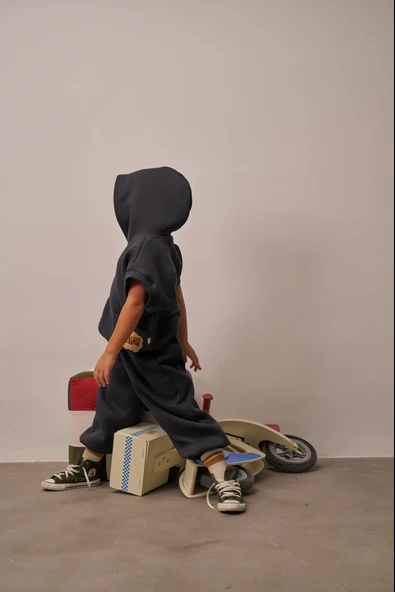 Koyu Gri Nakışlı Cepli Hoodie Takım - Resim 4