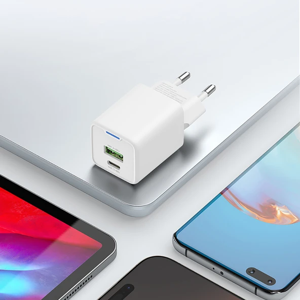 Recci RC107E Type-C PD & USB-A GaN Teknolojili Hızlı Şarj Başlığı 30W - 9