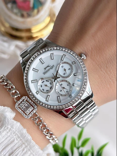 Slazenger Yeni Sezon Elite Model 50 Mt Suya Dayanıklı Bileklik Hediyeli Kadın Kol Saati VS.BLKT.0627 ürün görseli