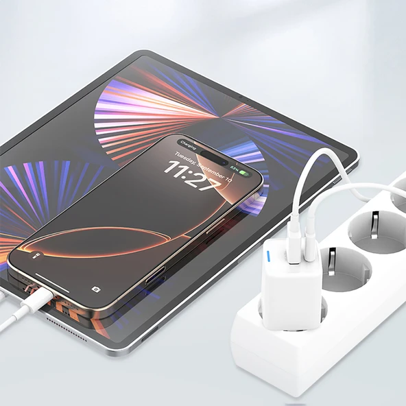 Recci RC107E Type-C PD & USB-A GaN Teknolojili Hızlı Şarj Başlığı 30W - 6