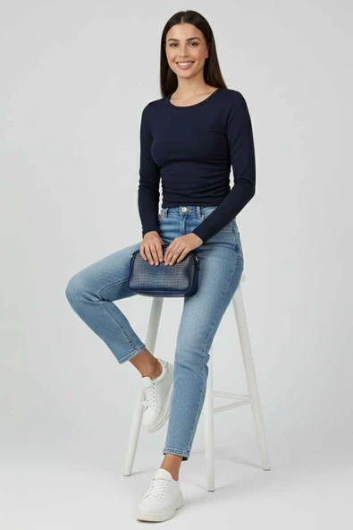 Yanı Büzgülü bluz Lacivert ürün görseli 1