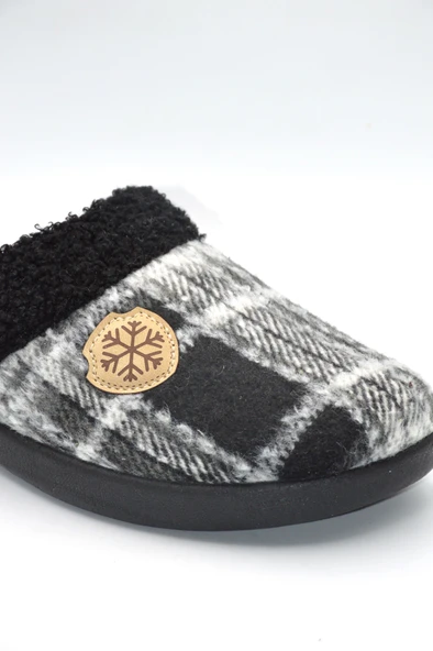 Erkek Siyah Kare Desenli Kışlık Keçe Ev Terliği - 3