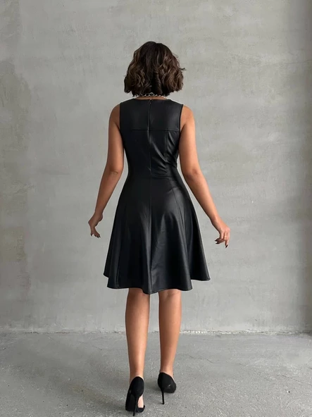 Kare yaka deri elbise siyah h24442 - Resim 5