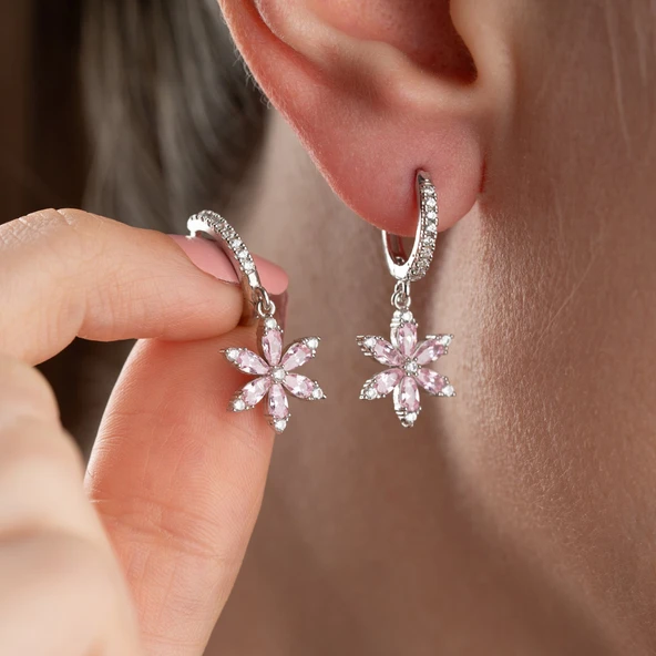 925 Ayar Gümüş Pembe Taşlı Çiçek Küpe ürün görseli