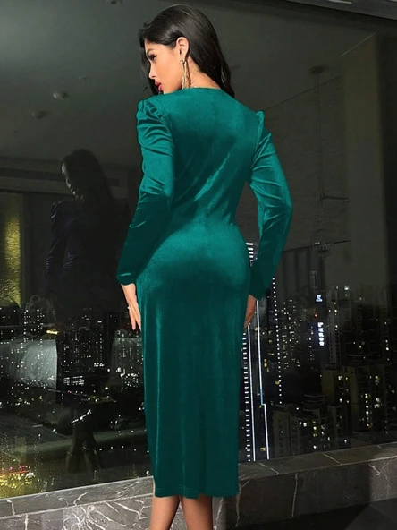 Lucky Life Kadın Uzun Kollu Kruvaze Yakalı Yandan Büzgülü Midi Kadife Elbise - Resim 4