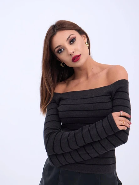 MDB 4206 TRİKO ÇİZGİLİ KAYIK YAKA CROPANTRASİTSİYAH ürün görseli 1