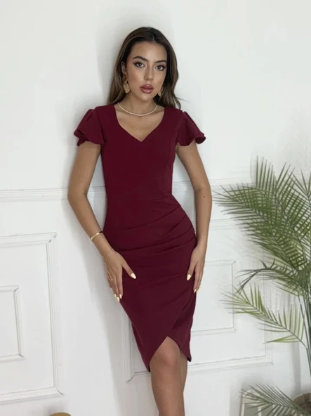 MDB QKadın Kısa Kollu Kalp Yaka Yanlardan Büzgü Detay Midi Janjan Krep Elbise ürün görseli 1