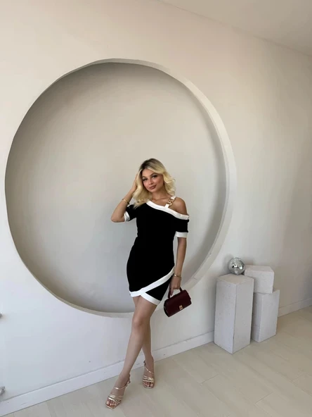 MDB Kadın Kısa Kollu Asimetrik Kesim Yaka şerit Ve Aksesuar Detaylı odal Elbise - Resim 2