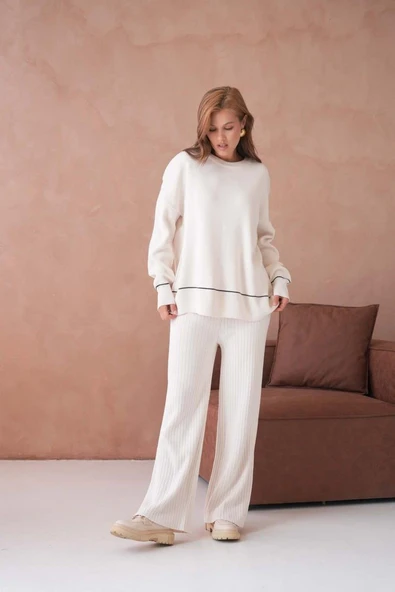 IŞŞIL 12231-Sfır Yaka Çizgi Uç Triko Pantolonlu Takım - 4