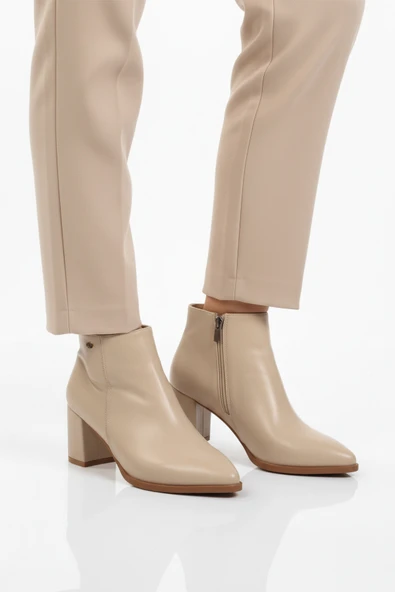 Pierre Cardin Krem İçi Kürklü Soğuğa Dirençli Topuklu Kadın Bot PC-54984 Z