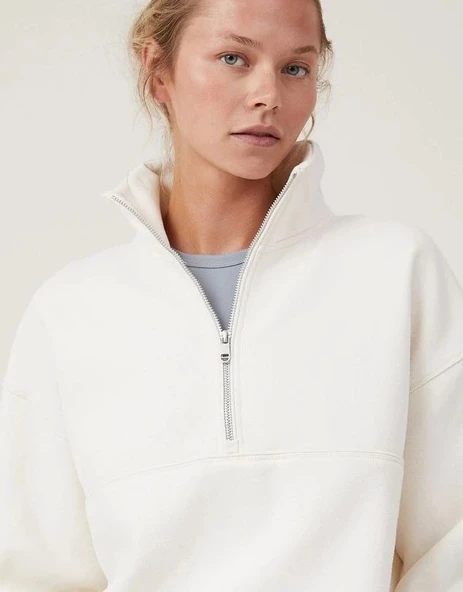 MDB Oversize Yarım Farmuarlı Yakalı Basic weathirt  Beyaz - Resim 4