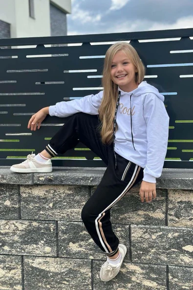 Kız Çocuk V Cool Yazı Baskılı Sweatshirt Zebra ve Gold Şerit Detaylı Deri Eşofman Takım - Resim 4