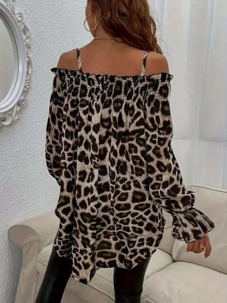 MDB Kadın Ip Askılı Omuzlardan Açık Leopar Desenli Asimetrik Kesim Süprem Bluz - Resim 3