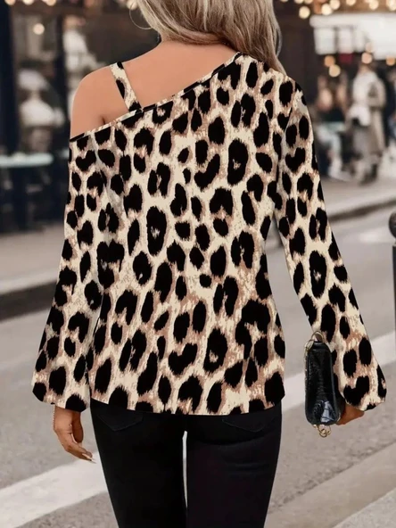 MDB Kadın Uzun Kollu Tek Omuzu Açık Tokalı Leopar Desenli Modal Bluz - Resim 5