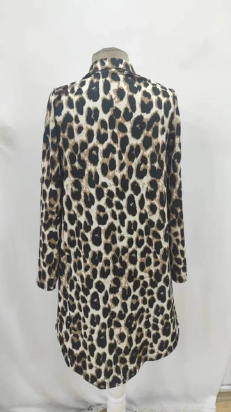 MDB Kadın Uzun Kollu Yakalı önden Düğmeli Leopar Desenli Modal Midi Elbise - Resim 7